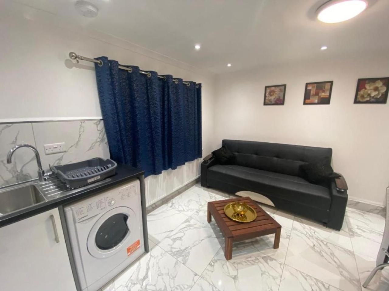 Apartment The Royal Boutique Piccadilly By London Sleep 6